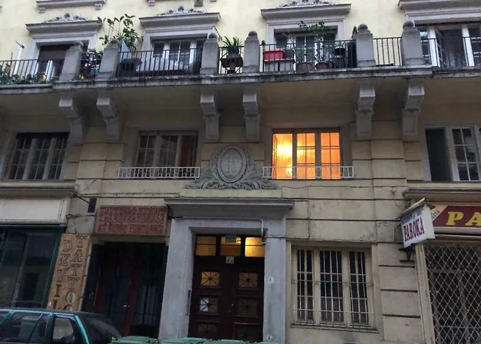 Petra's Quiet Island In The Heart Of The Apartment Budapest