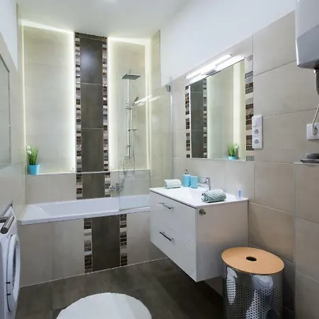 Petra's Quiet Island In The Heart Of The Appartement *